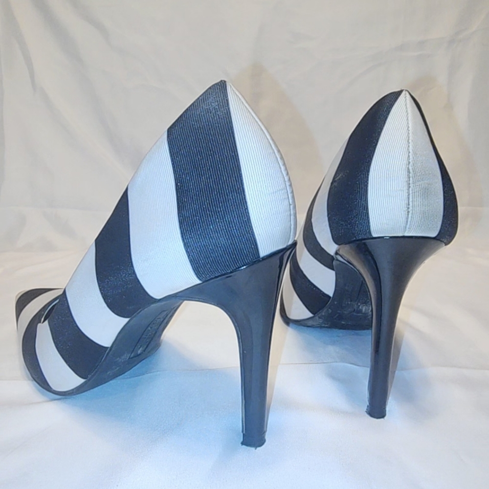 CHRISTIAN SIRIANO | BLACK & WHITE HEELS